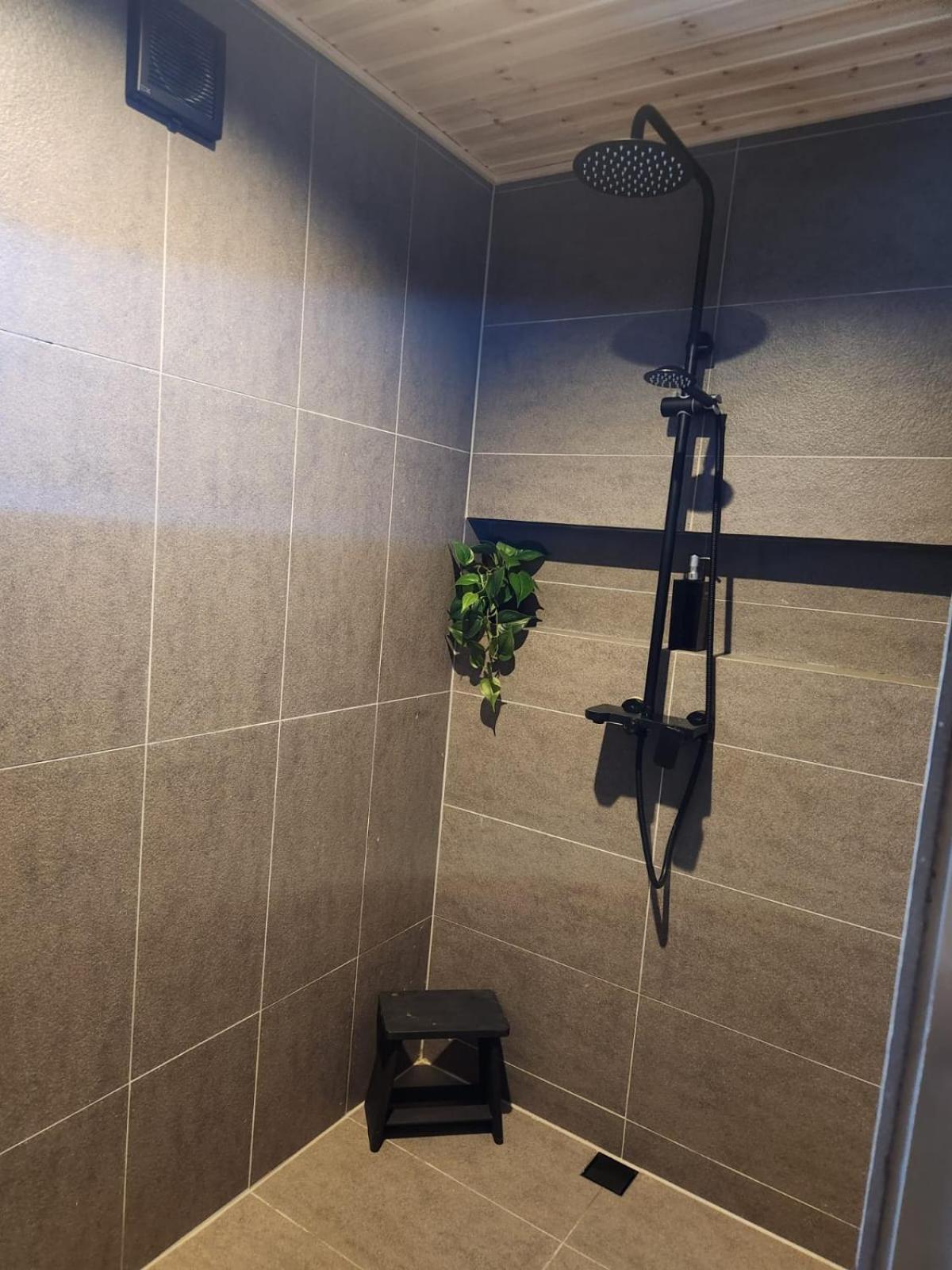 ניסקו Hooting Owl Private Ski Chalet מראה חיצוני תמונה